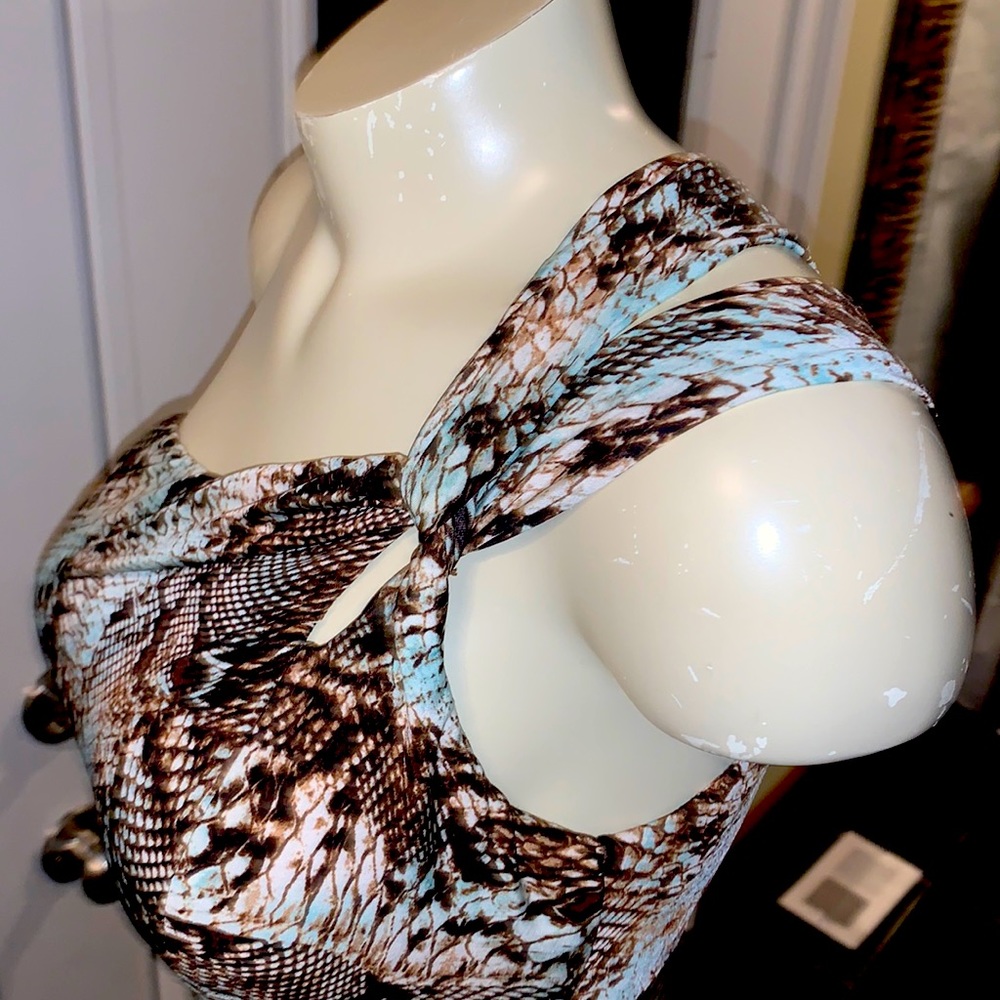 Cache evening gown, classy sexy & beautiful S/M pictures do it no justice - Picture 7 of 13